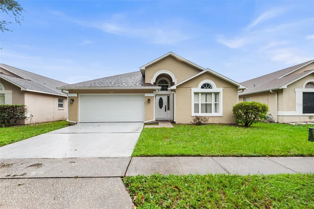 7814 ELMSTONE CIRCLE Orlando, FL 32822