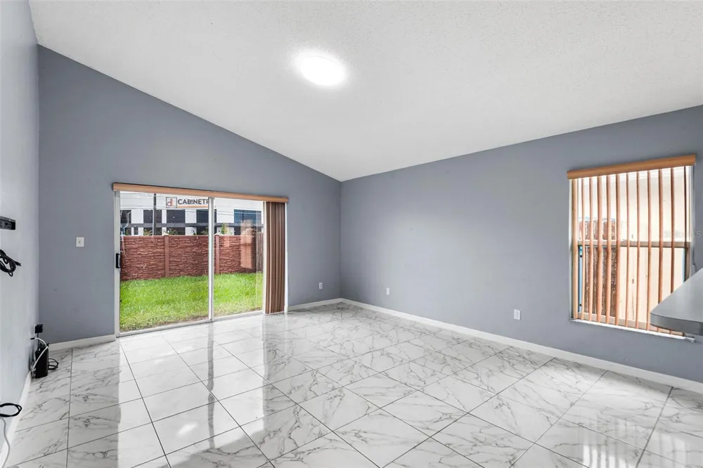 7814 ELMSTONE CIRCLE Orlando, FL 32822