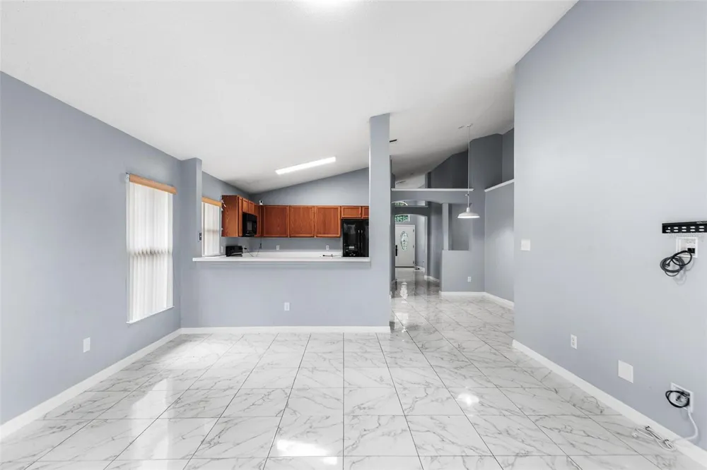 7814 ELMSTONE CIRCLE Orlando, FL 32822