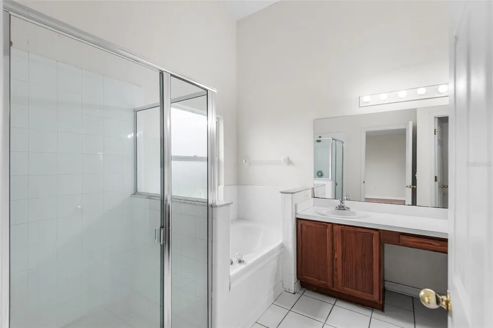 7814 ELMSTONE CIRCLE Orlando, FL 32822