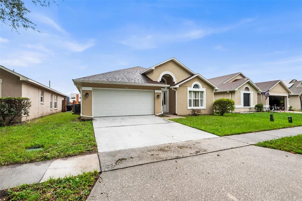 7814 ELMSTONE CIRCLE Orlando, FL 32822