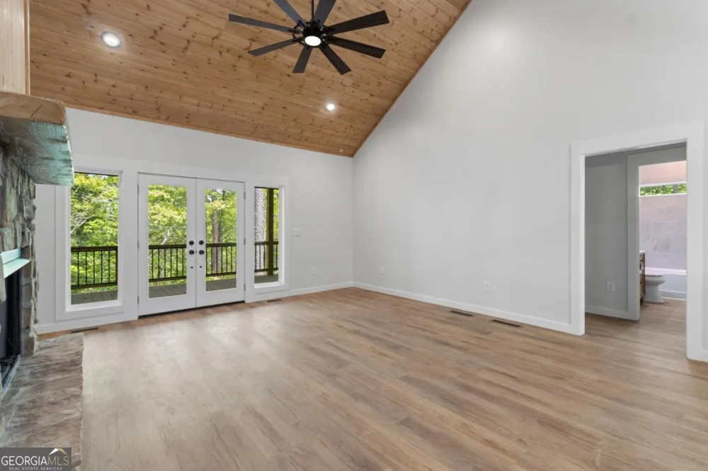 52 Otto CT Ellijay, GA 30540