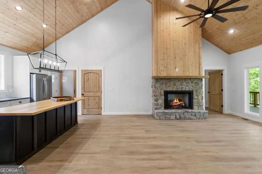 52 Otto CT Ellijay, GA 30540