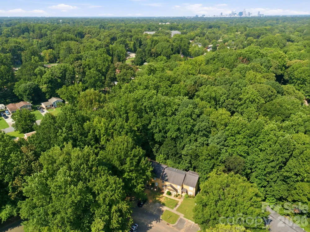 4033 Briarhill Drive Charlotte, NC 28215
