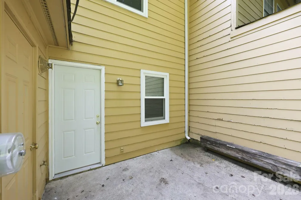 4033 Briarhill Drive Charlotte, NC 28215