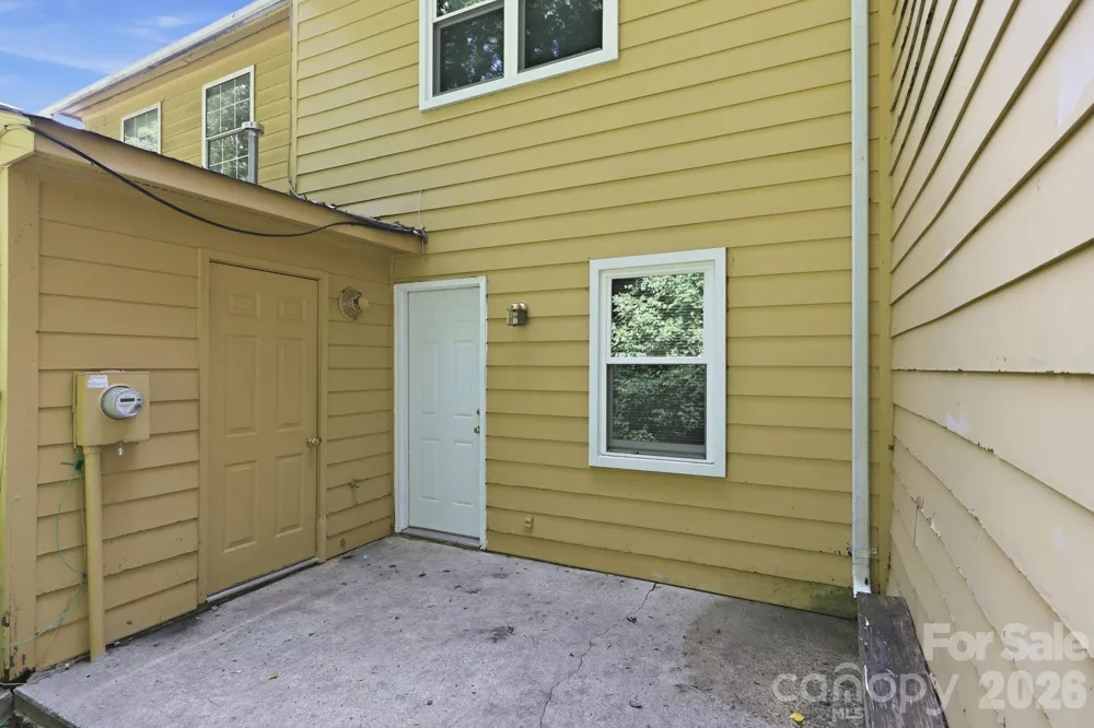 4033 Briarhill Drive Charlotte, NC 28215