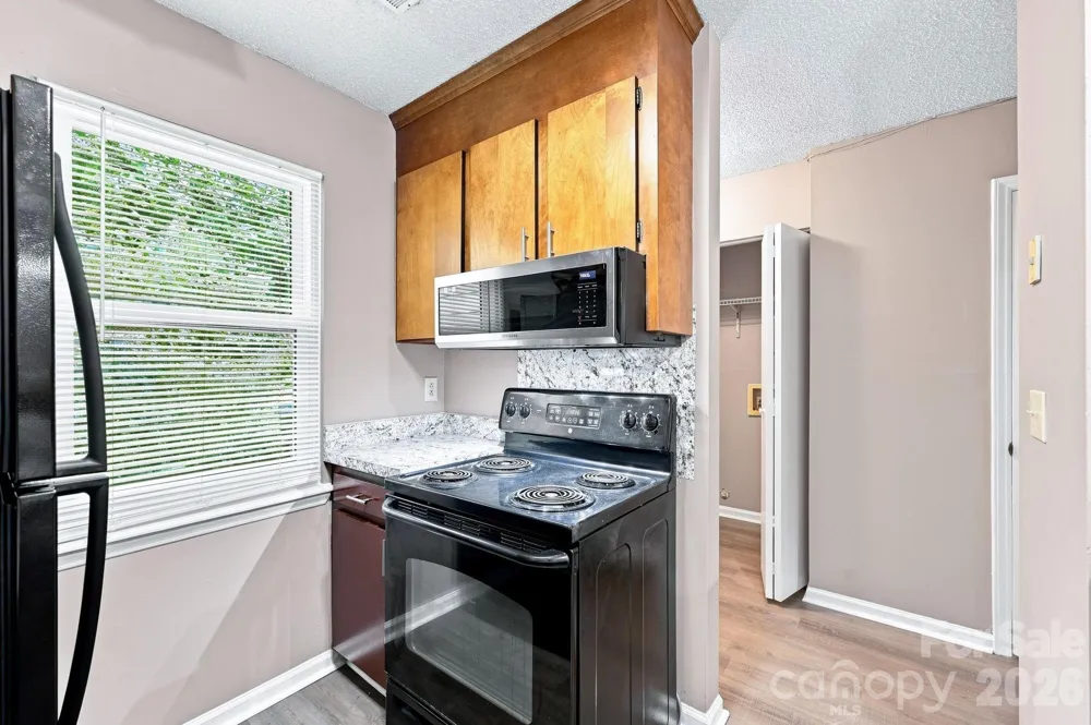 4033 Briarhill Drive Charlotte, NC 28215