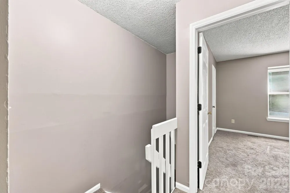 4033 Briarhill Drive Charlotte, NC 28215