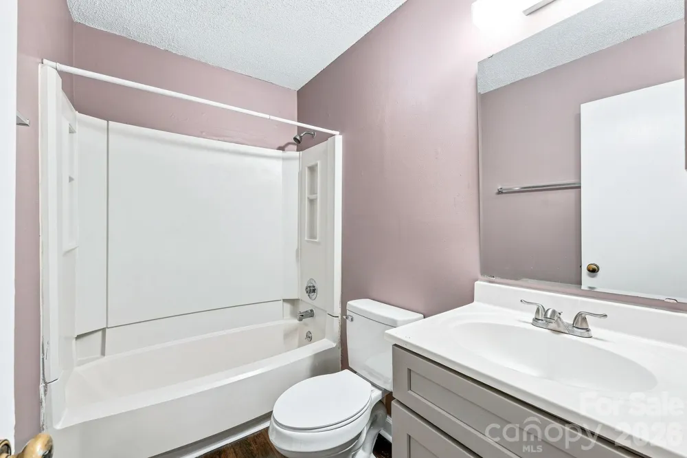 4033 Briarhill Drive Charlotte, NC 28215