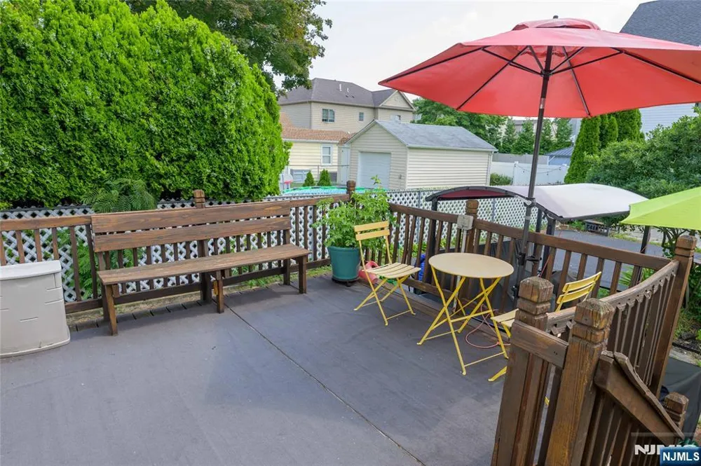126 Post Avenue Lyndhurst, NJ 07071