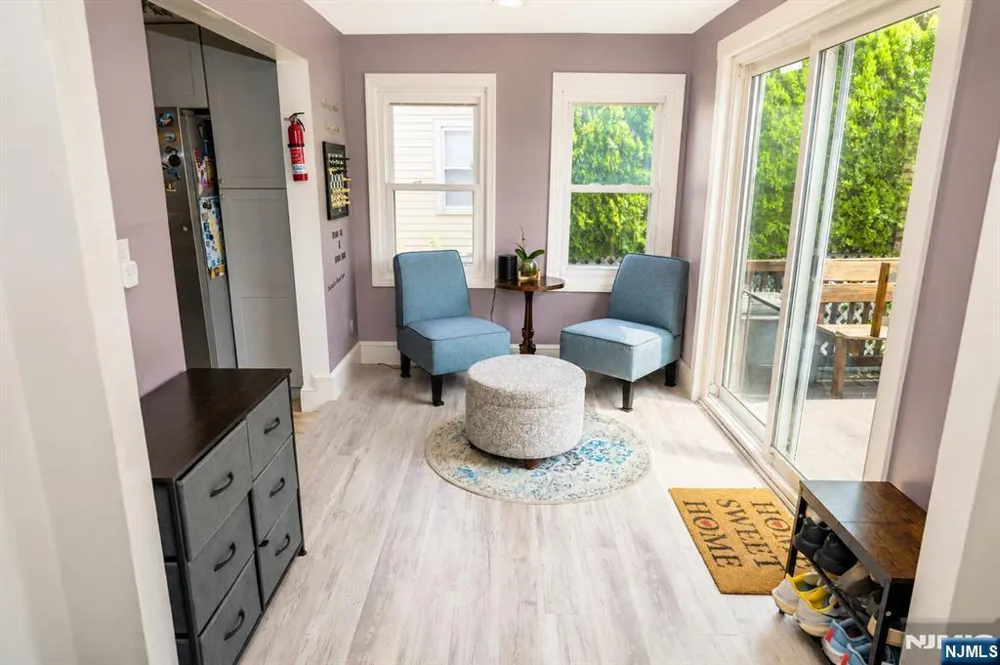 126 Post Avenue Lyndhurst, NJ 07071