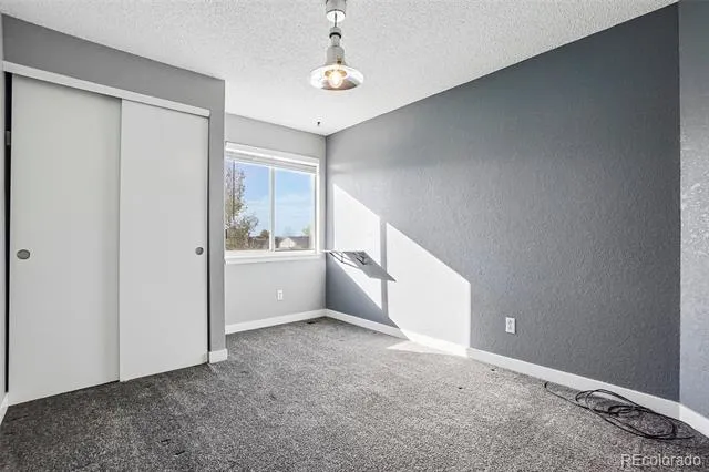4915 S Flanders Court Aurora, CO 80015