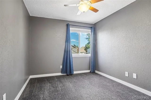 4915 S Flanders Court Aurora, CO 80015