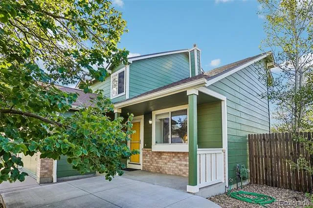 4915 S Flanders Court Aurora, CO 80015
