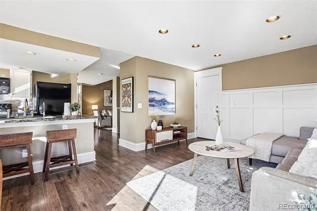 4915 S Flanders Court Aurora, CO 80015