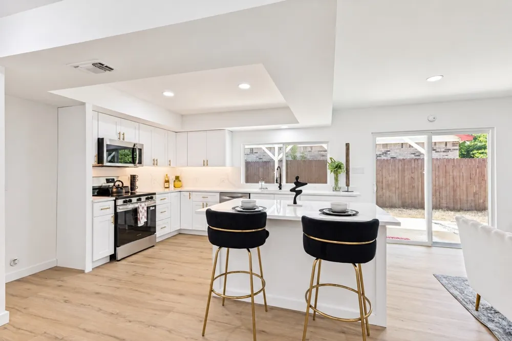7024 Woodacre Road Fort Worth, TX 76133