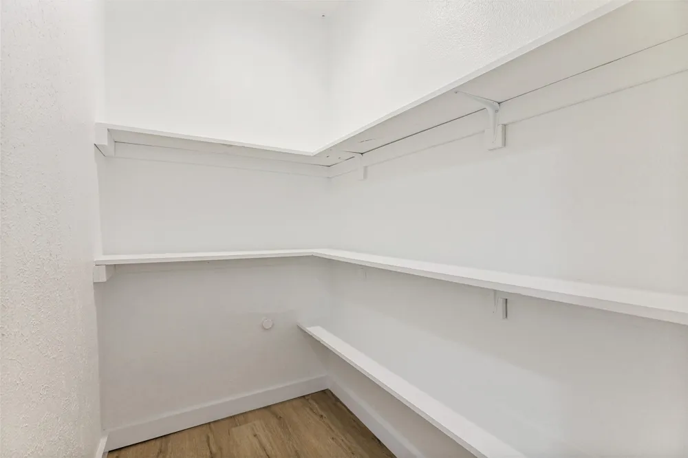 7024 Woodacre Road Fort Worth, TX 76133
