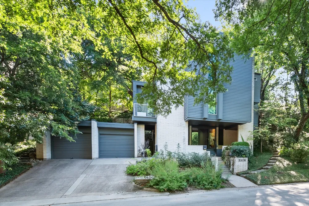 3509 Bellaire Park Court Fort Worth, TX 76109