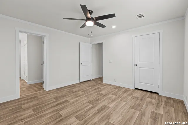 697 County Road 664 Devine, TX 78016