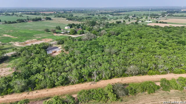 697 County Road 664 Devine, TX 78016