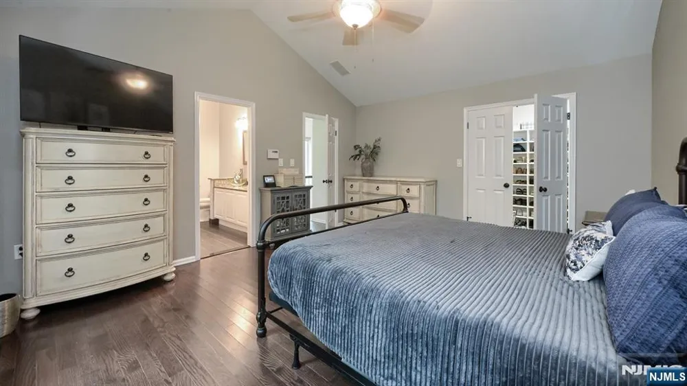 66 Whimble Court Wayne, NJ 07470