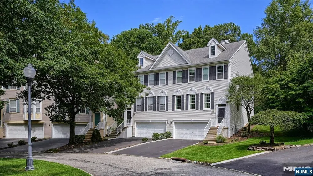 66 Whimble Court Wayne, NJ 07470