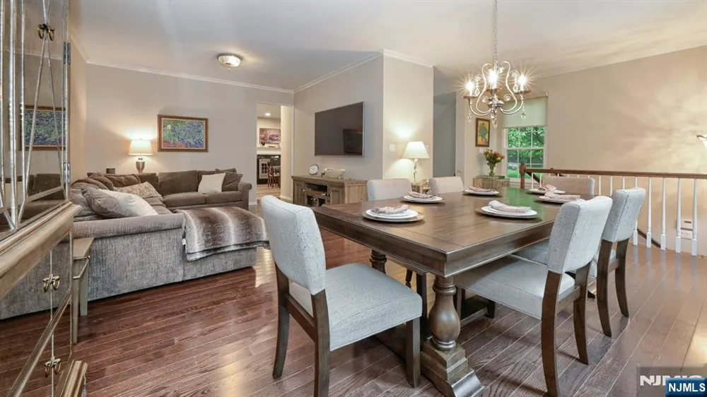 66 Whimble Court Wayne, NJ 07470
