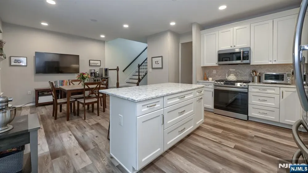 66 Whimble Court Wayne, NJ 07470
