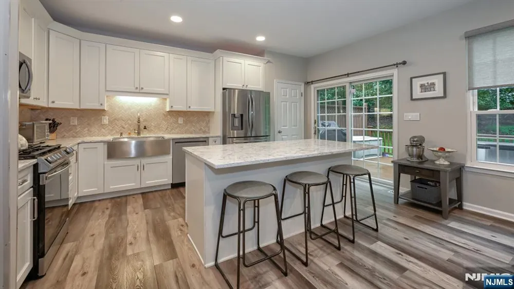 66 Whimble Court Wayne, NJ 07470
