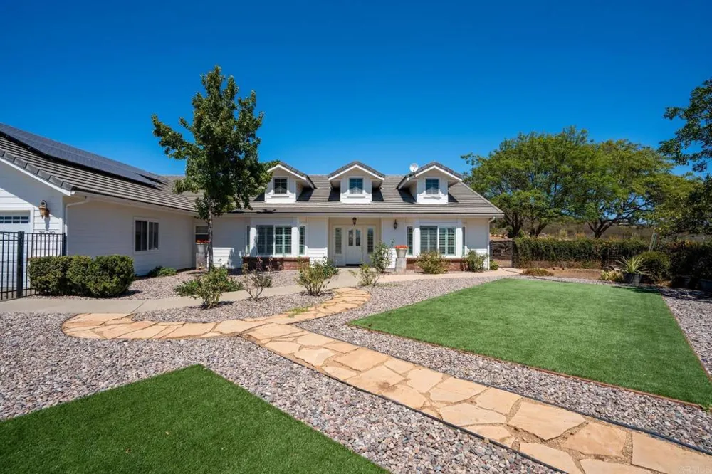 2090 Quail Meadow Rd Ramona, CA 92065