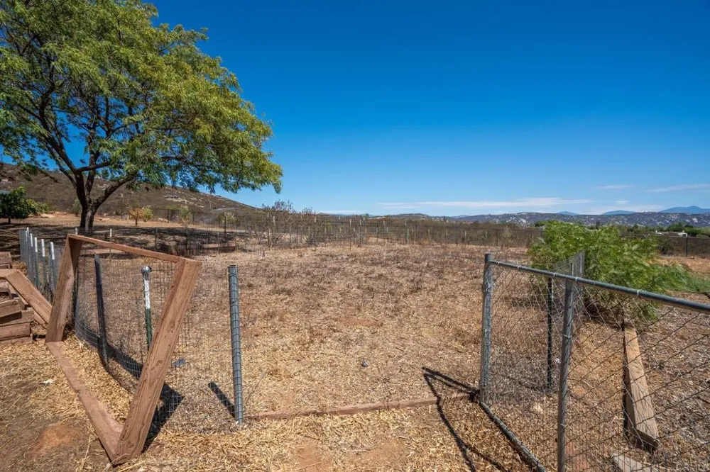 2090 Quail Meadow Rd Ramona, CA 92065
