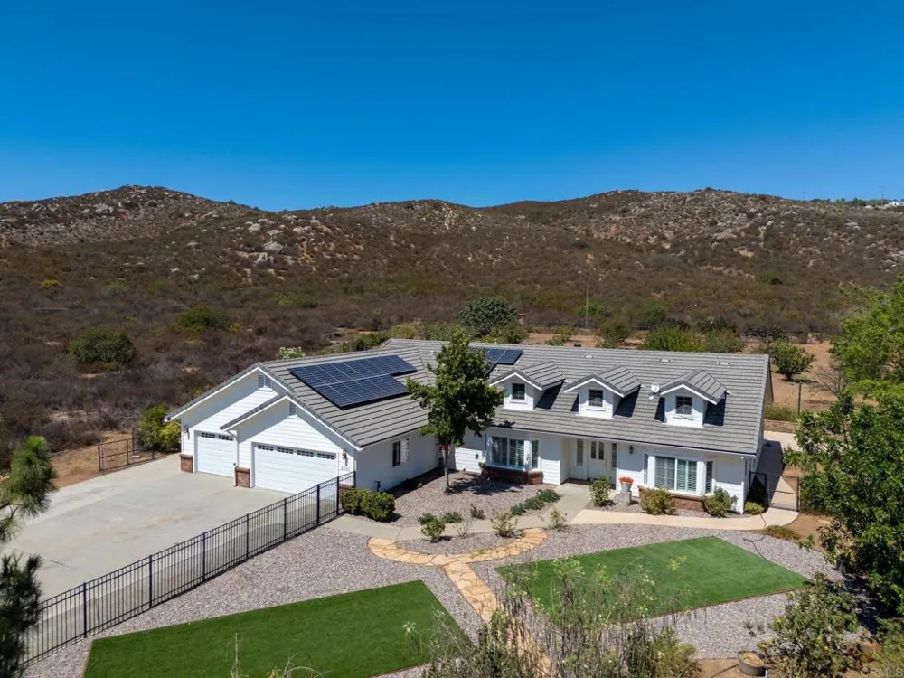 2090 Quail Meadow Rd Ramona, CA 92065