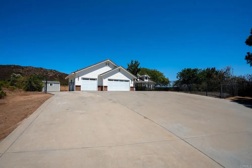 2090 Quail Meadow Rd Ramona, CA 92065
