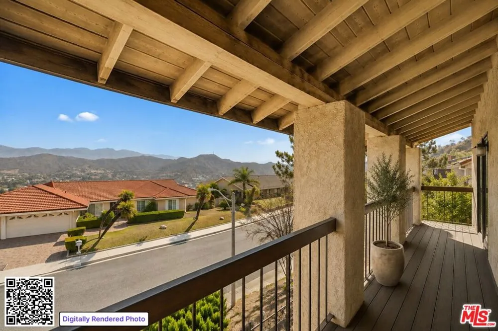 1927 Polaris Drive Glendale, CA 91208