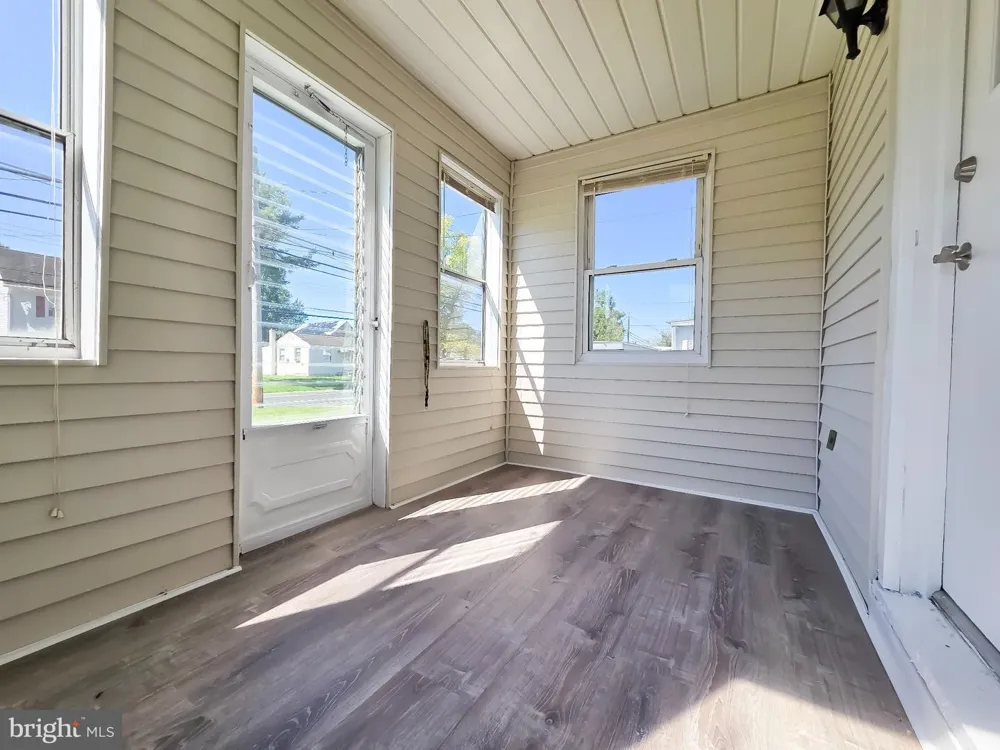 65 JACOBSTOWN ROAD New Egypt, NJ 08533