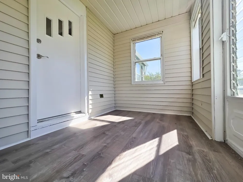 65 JACOBSTOWN ROAD New Egypt, NJ 08533