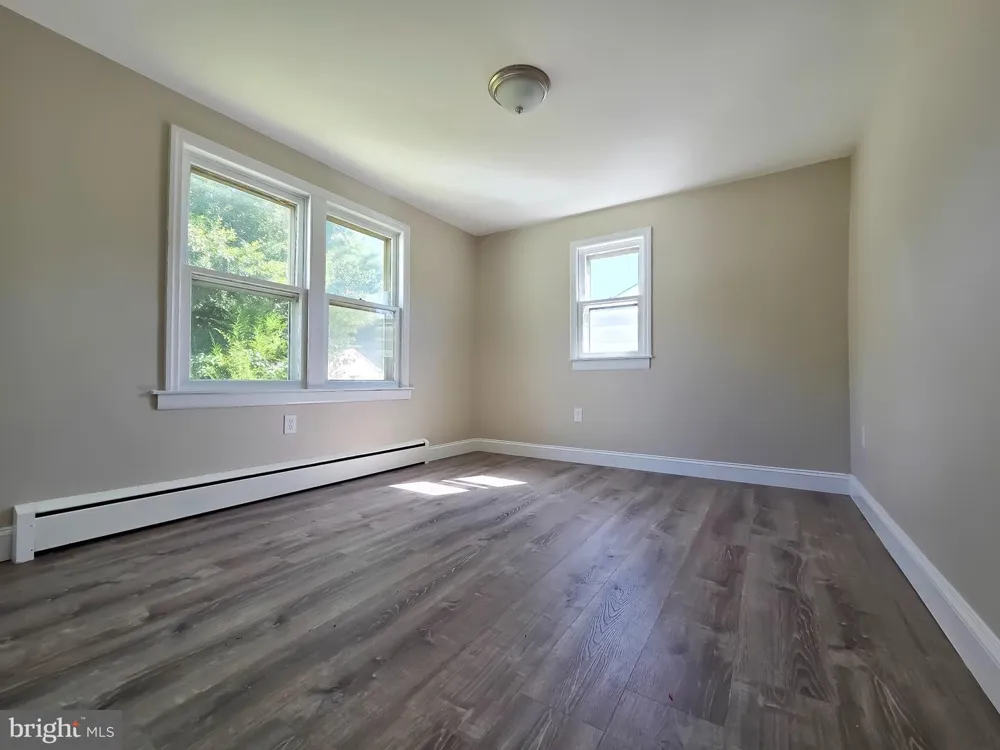 65 JACOBSTOWN ROAD New Egypt, NJ 08533