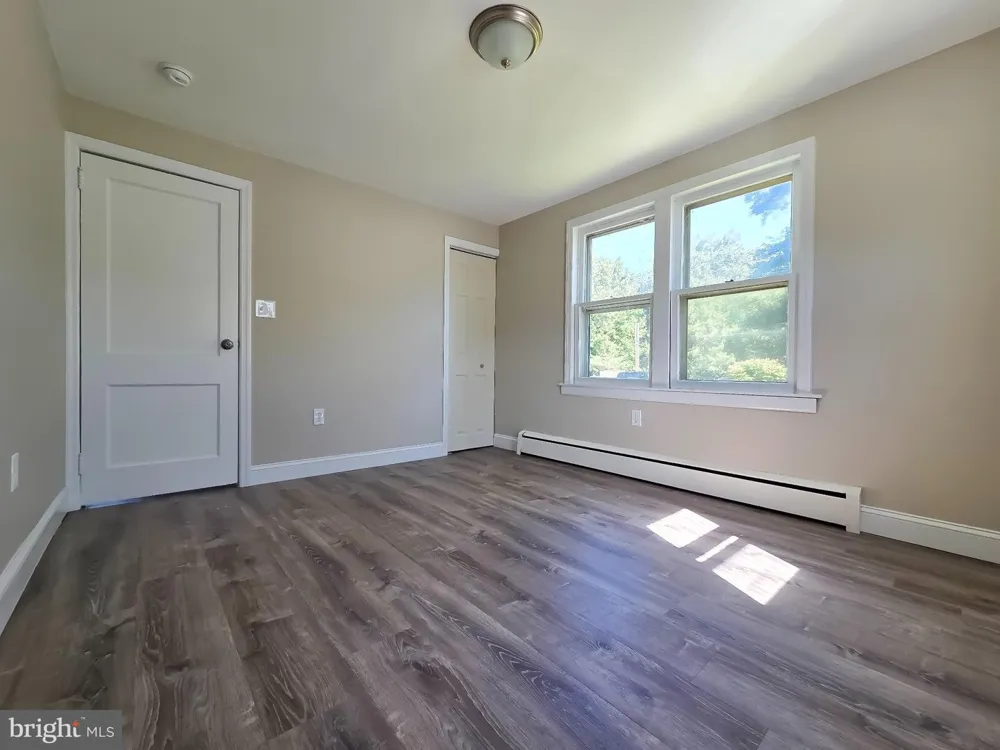 65 JACOBSTOWN ROAD New Egypt, NJ 08533