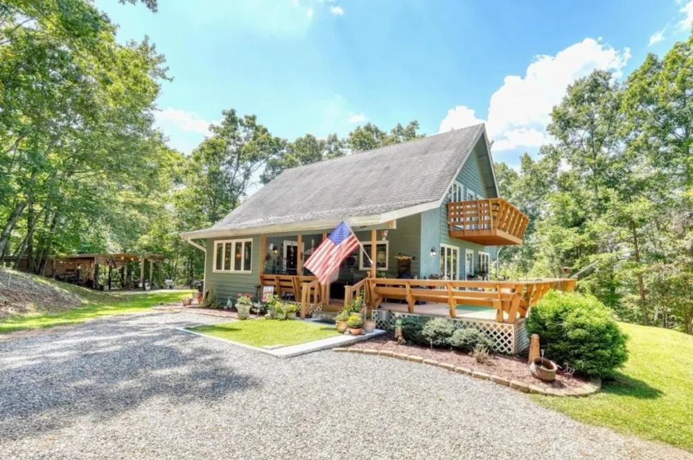 416 Autumn Hills Drive Morganton, GA 30560