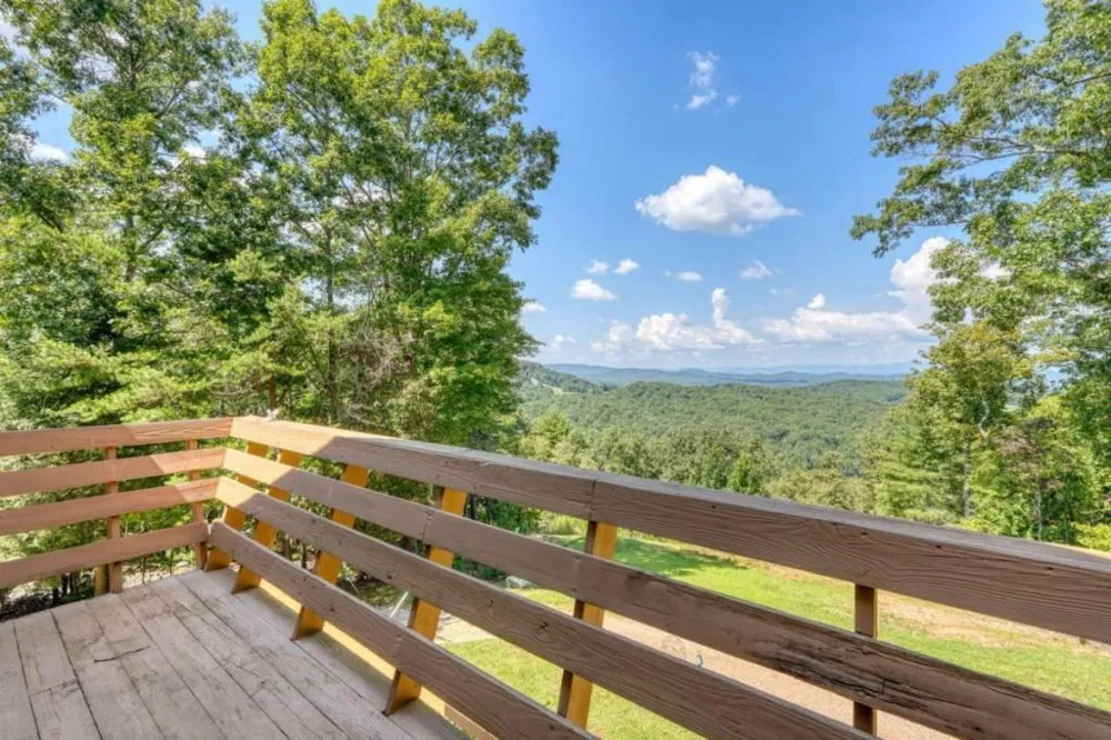 416 Autumn Hills Drive Morganton, GA 30560