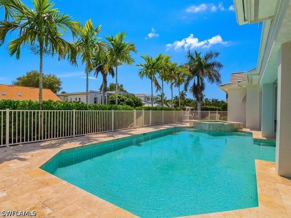 15th Avenue S Naples, FL 34102