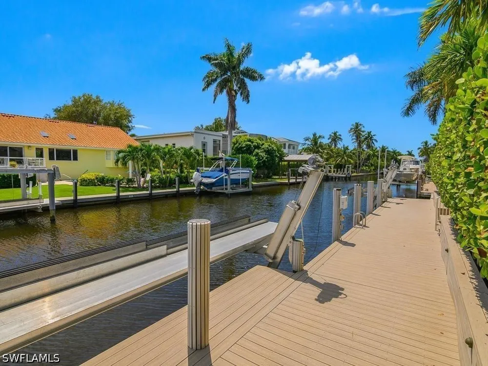 15th Avenue S Naples, FL 34102