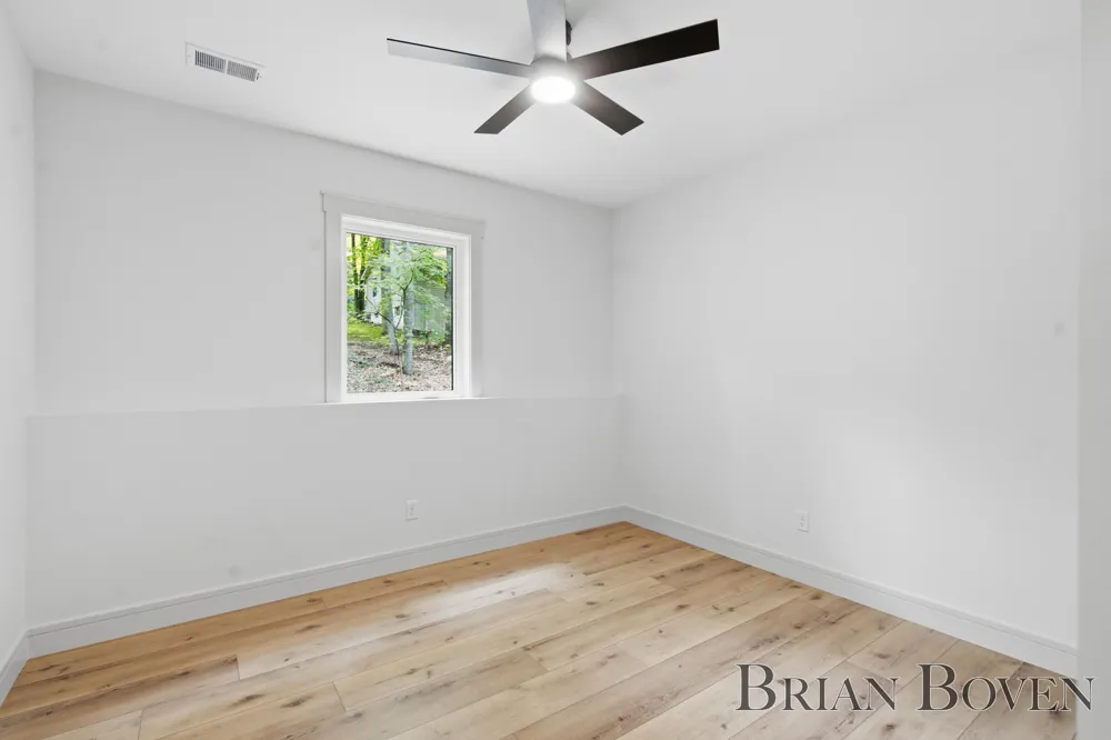 8410 Brower Avenue NE Rockford, MI 49341