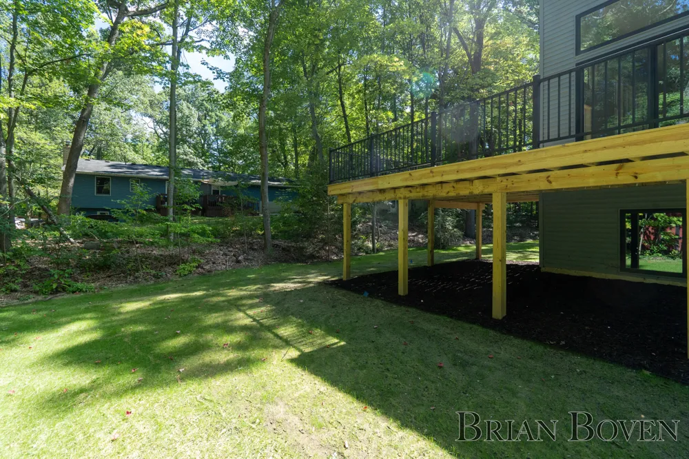 8410 Brower Avenue NE Rockford, MI 49341