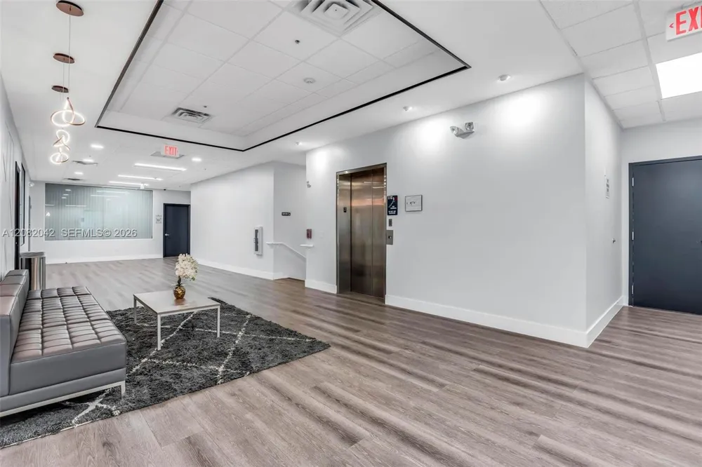 2010 NW 150th Ave #210 Pembroke Pines, FL 33028