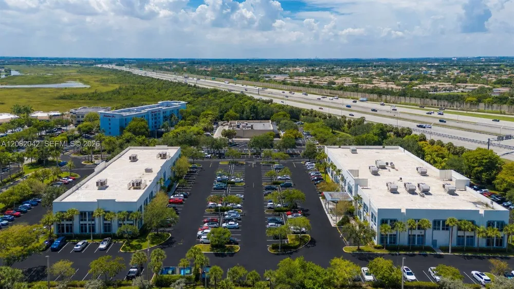 2010 NW 150th Ave #210 Pembroke Pines, FL 33028