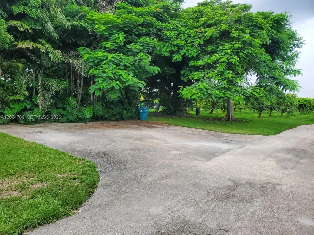 36490 SW 192nd Ave Homestead, FL 33034