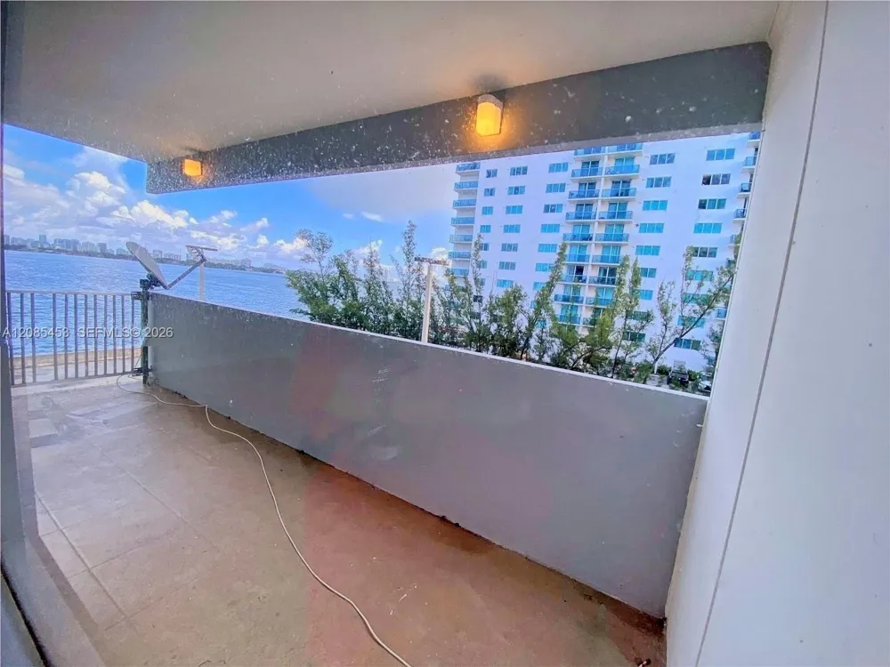 7545 E Treasure Dr #3I North Bay Village, FL 33141