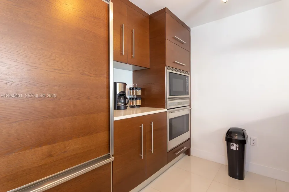 485 Brickell Ave #2006 Miami, FL 33131