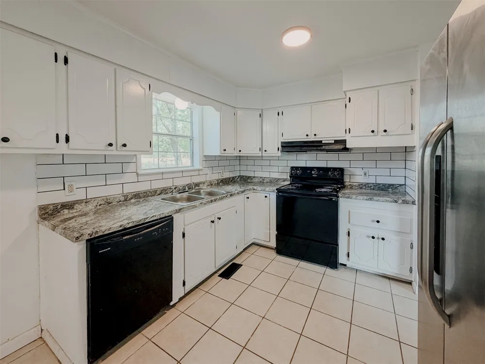 102 Kupsick Street Tahlequah, OK 74464